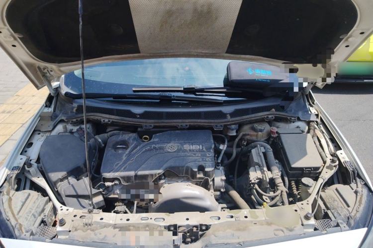 Used Buick Verano 2017 Sedan 15S Automatic Leading Model Engine Bay