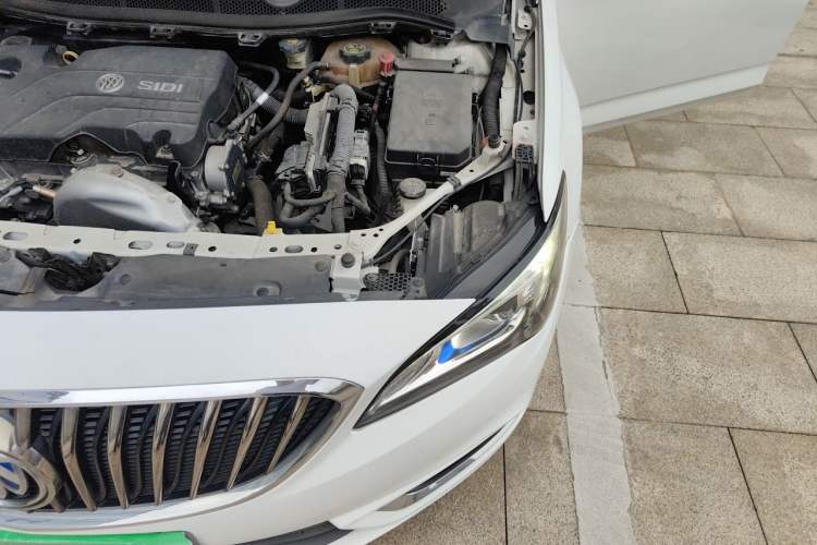 Used Buick Verano 2017 Sedan 15S Automatic Leading Model Engine Bay Left
