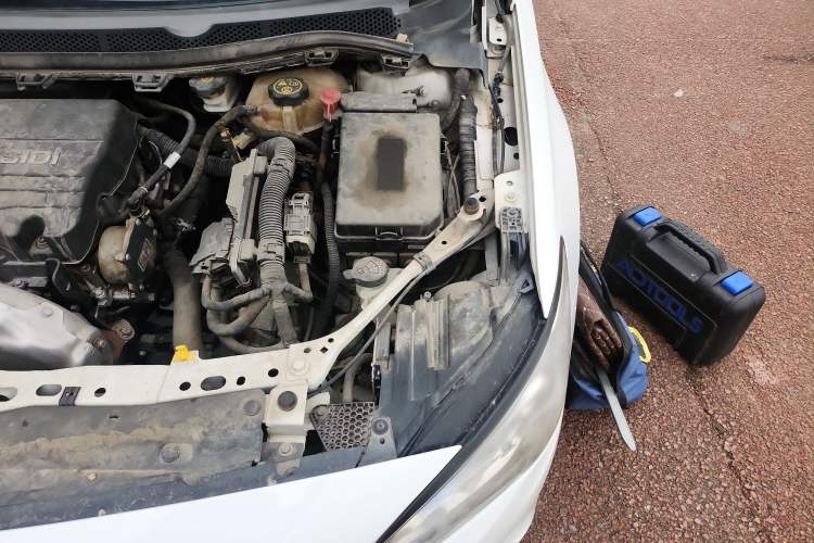 Used Buick Verano 2017 Sedan 15S Automatic Entry Model Engine Bay Left