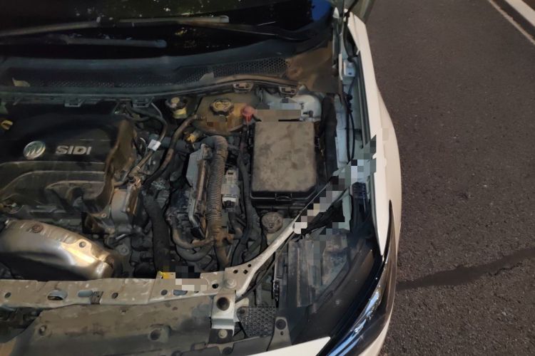 Used Buick Verano 2017 Sedan 15S Automatic Entry Model Engine Bay Left