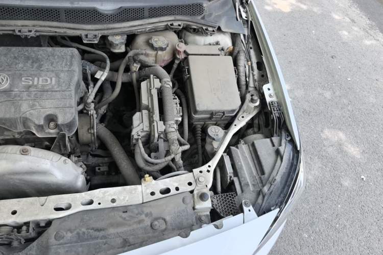 Used Buick Verano 2017 Sedan 15S Automatic Entry Model Engine Bay Left