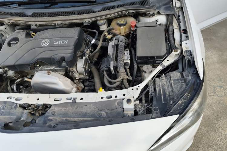 Used Buick Verano 2017 Sedan 15S Automatic Leading Model Engine Bay Left