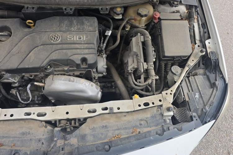 Used Buick Verano 2017 Sedan 15S Automatic Leading Model Engine Bay Left