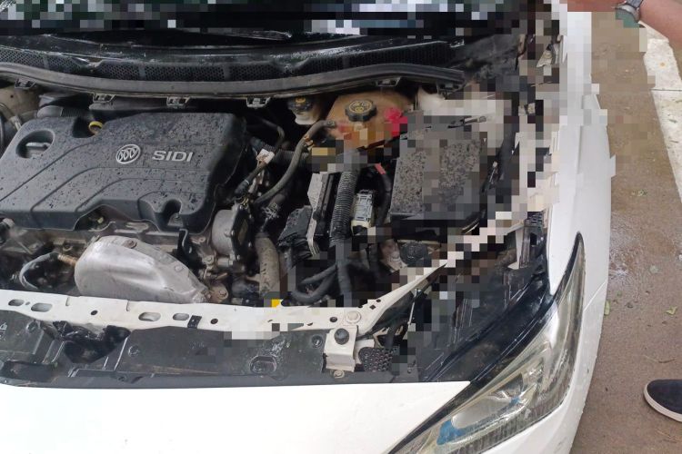Used Buick Verano 2017 Sedan 15S Automatic Leading Model Engine Bay Left