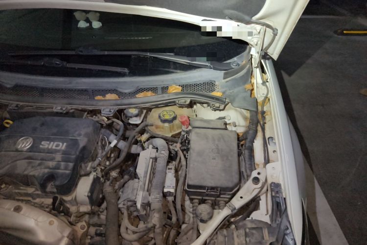 Used Buick Verano 2017 Sedan 15S Automatic Leading Model Engine Bay Left