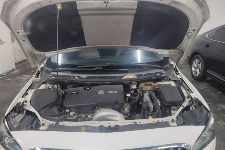 Used Buick Verano 2017 Sedan 15S Automatic Leading Model Engine Bay