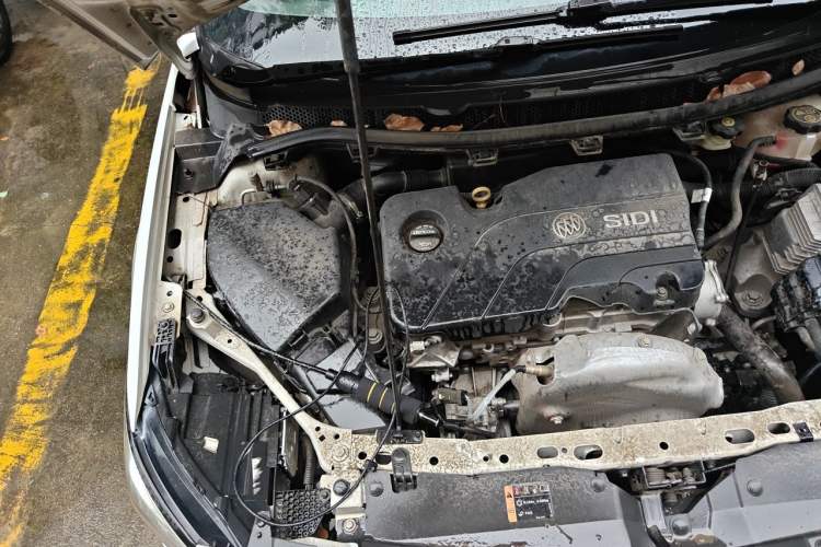 Used Buick Verano 2017 Sedan 15S Automatic Entry Model Engine Bay Right