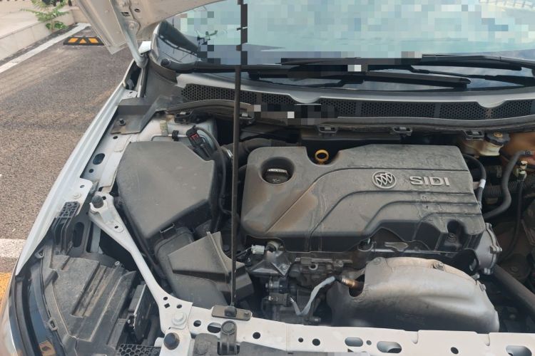 Used Buick Verano 2017 Sedan 15S Automatic Leading Model Engine Bay Right