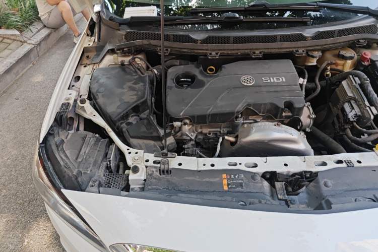 Used Buick Verano 2017 Sedan 15S Automatic Entry Model Engine Bay Right