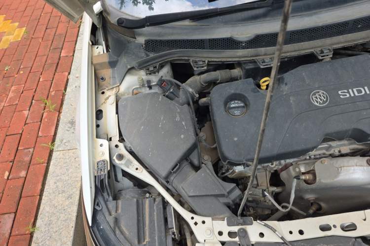 Used Buick Verano 2017 Sedan 15S Automatic Entry Model Engine Bay Right