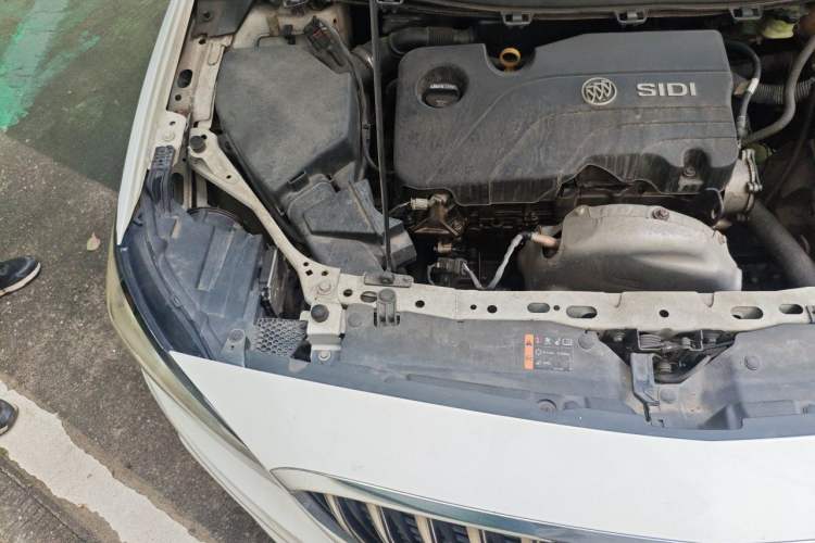 Used Buick Verano 2017 Sedan 15S Automatic Entry Model Engine Bay Right