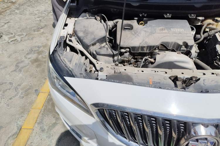 Used Buick Verano 2017 Sedan 15S Manual Entry-Level Model Engine Bay Right