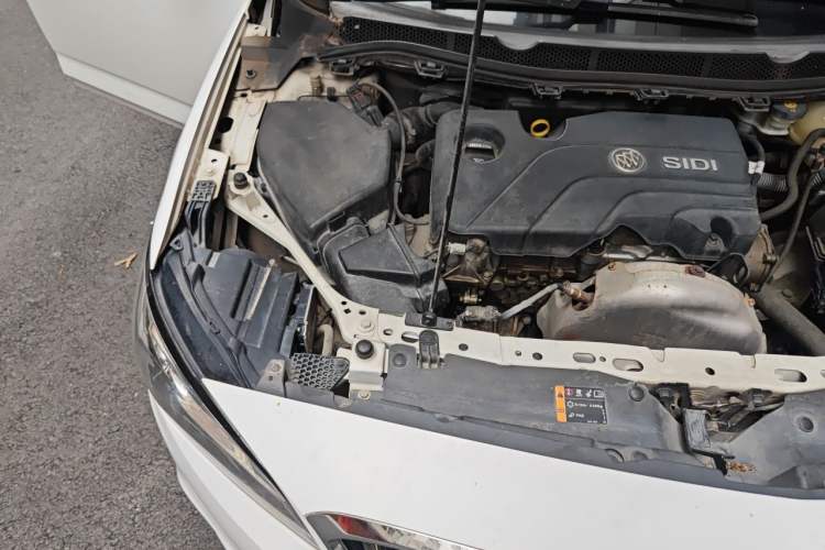 Used Buick Verano 2017 Sedan 15S Automatic Entry Model Engine Bay Right