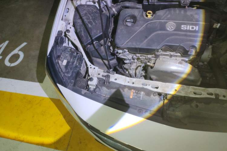 Used Buick Verano 2017 Sedan 15S Automatic Entry Model Engine Bay Right