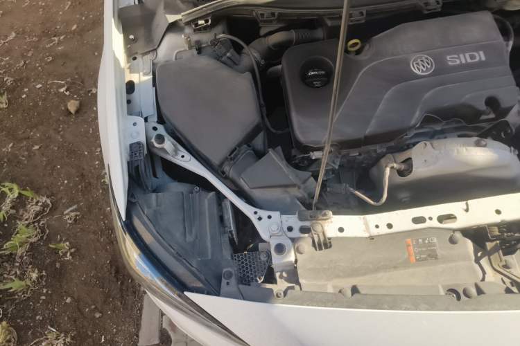 Used Buick Verano 2017 Sedan 15S Manual Leading Model Engine Bay Right