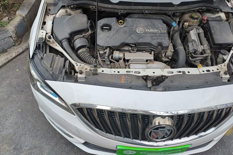 Used Buick Verano 2017 Sedan 20T Dual-Clutch Leading Model Engine Bay Right