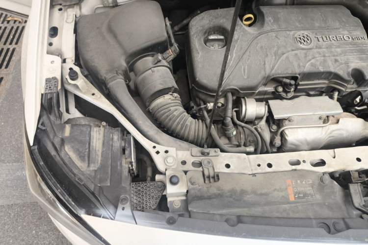 Used Buick Verano 2017 Sedan 20T Dual-Clutch Elite Model Engine Bay Right
