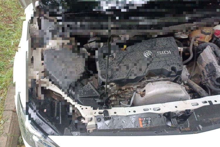 Used Buick Verano 2017 Sedan 15S Automatic Leading Model Engine Bay Right