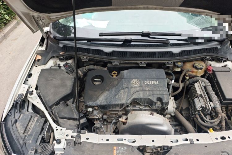 Used Buick Verano 2017 Sedan 15S Automatic Leading Model Engine Bay Right
