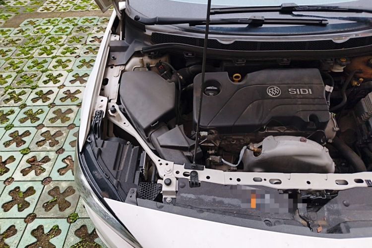 Used Buick Verano 2017 Sedan 15S Automatic Leading Model Engine Bay Right