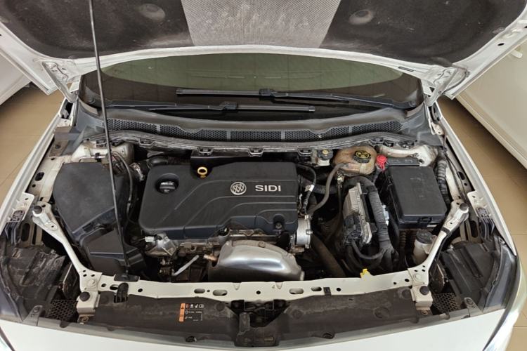 Used Buick Verano 2017 Sedan 15S Automatic Leading Model Engine Bay