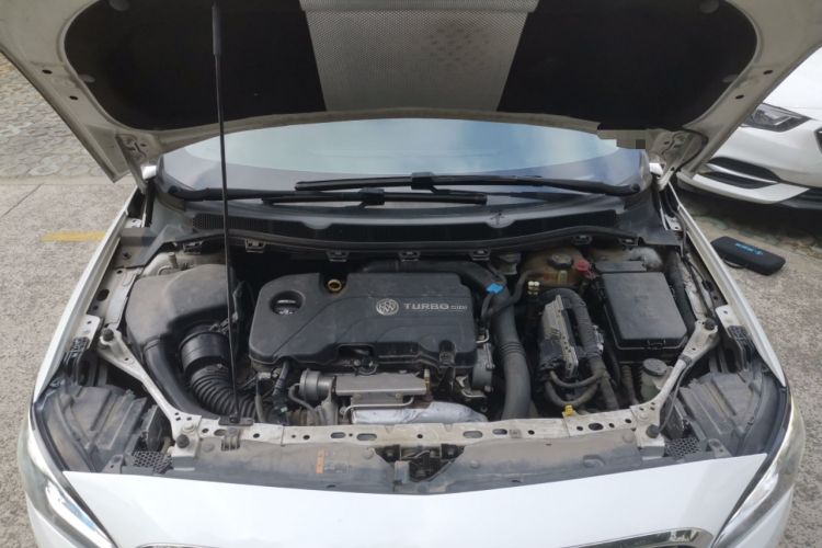 Used Buick Verano 2017 Sedan 20T Dual-Clutch Leading Model Engine Bay