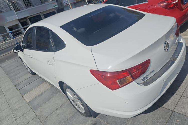 Used Buick Verano 2017 Sedan 15S Automatic Entry Model Exterior 2