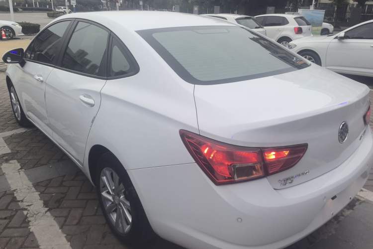 Used Buick Verano 2017 Sedan 15S Automatic Entry Model Exterior 2
