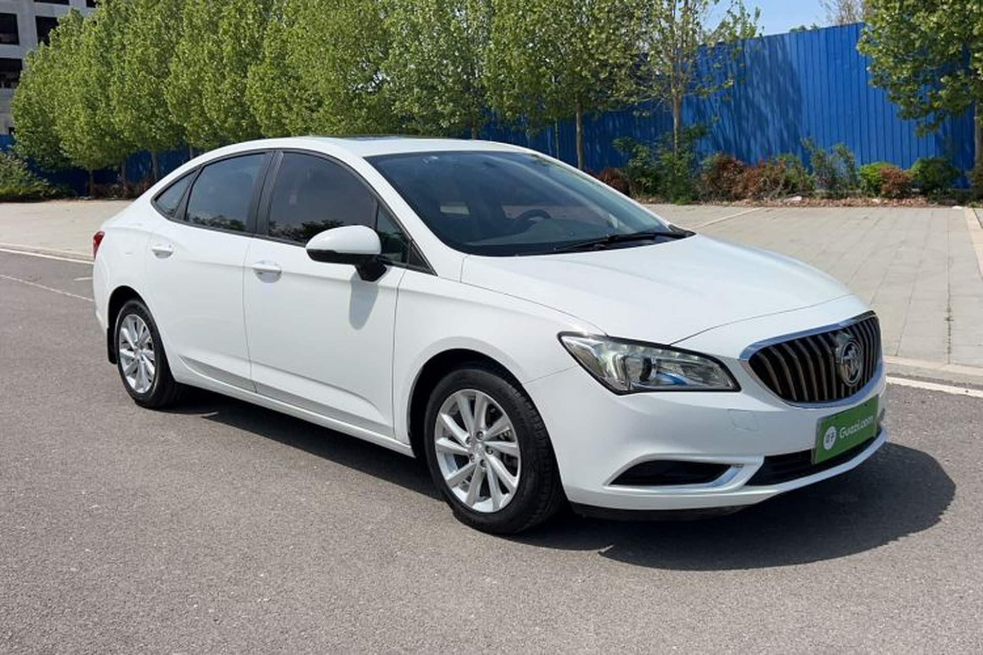 Used Buick Verano 2017 Sedan 15S Automatic Entry Model Exterior 2