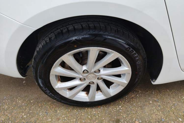 Used Buick Verano 2017 Sedan 15S Automatic Leading Model Exterior 2