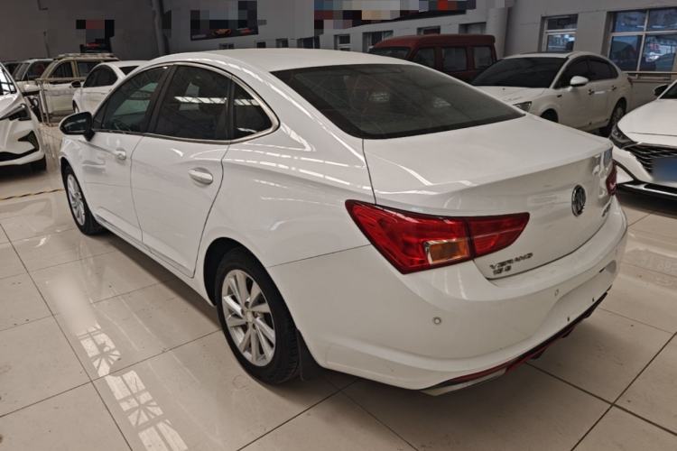 Used Buick Verano 2017 Sedan 15S Manual Entry-Level Model Exterior 2