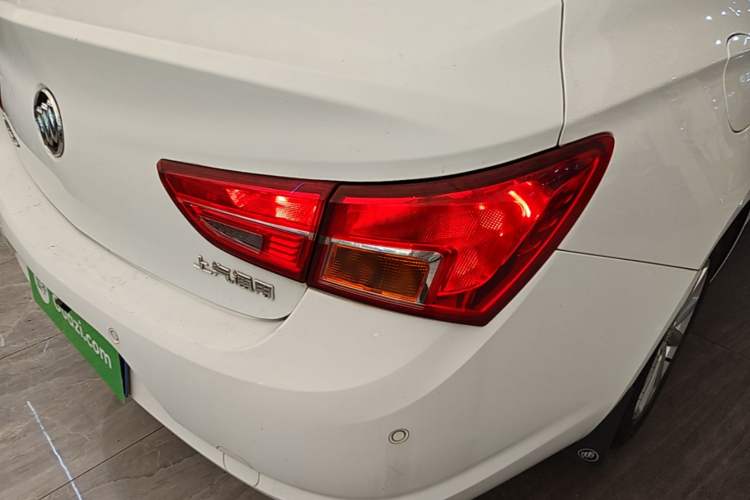 Used Buick Verano 2017 Sedan 15S Automatic Leading Model Exterior 3