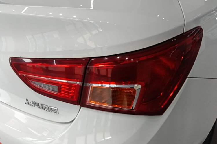 Used Buick Verano 2017 Sedan 15S Automatic Entry Model Exterior 3