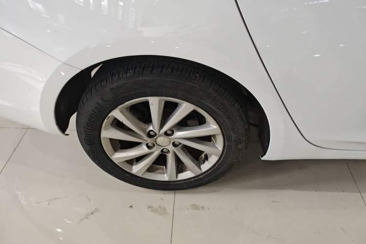 Used Buick Verano 2017 Sedan 15S Automatic Leading Model