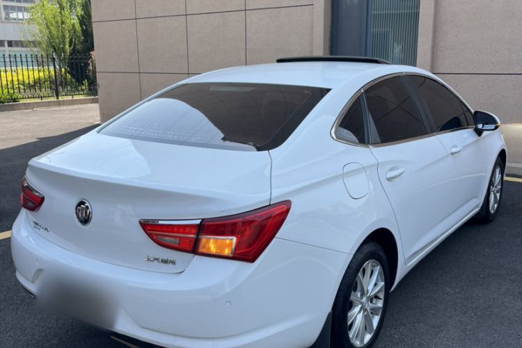 Used Buick Verano 2017 Sedan 20T Dual-Clutch Leading Model Exterior 4