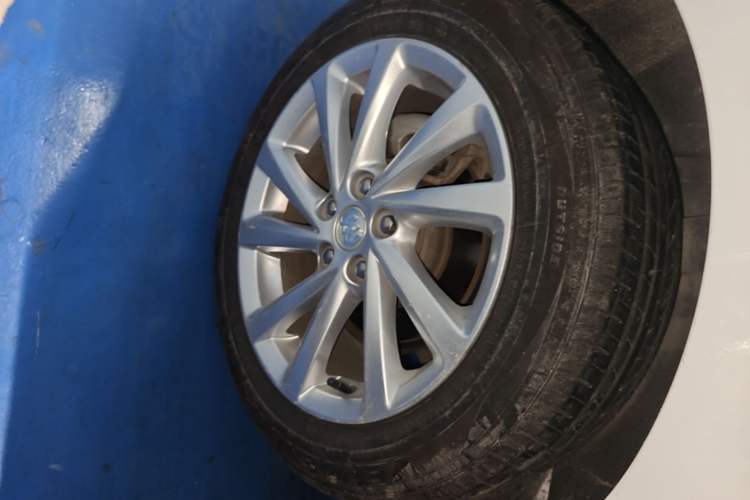 Used Buick Verano 2017 Sedan 15S Automatic Leading Model Exterior 5