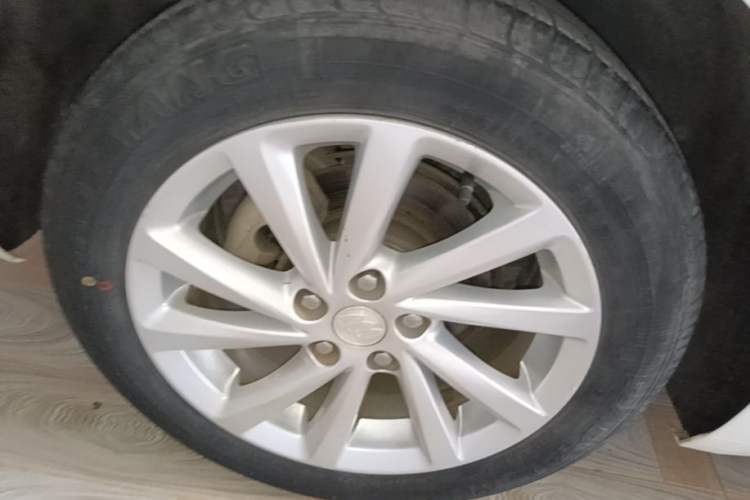 Used Buick Verano 2017 Sedan 15S Automatic Entry Model Exterior 5