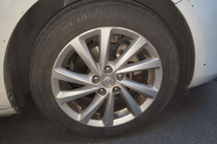 Used Buick Verano 2017 Sedan 15S Automatic Leading Model Exterior 7