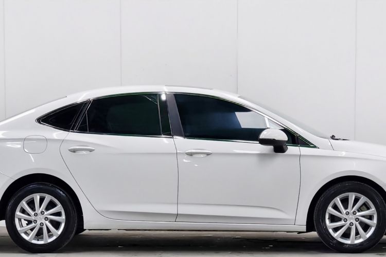 Used Buick Verano 2017 Sedan 15S Automatic Entry Model Exterior 7