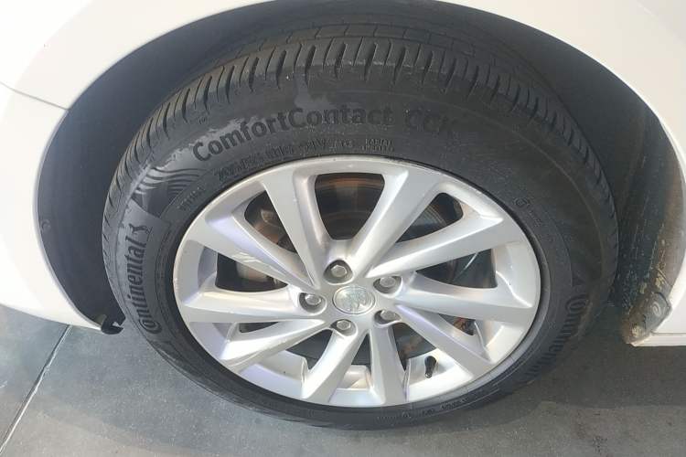 Used Buick Verano 2017 Sedan 15S Automatic Entry Model Exterior 7