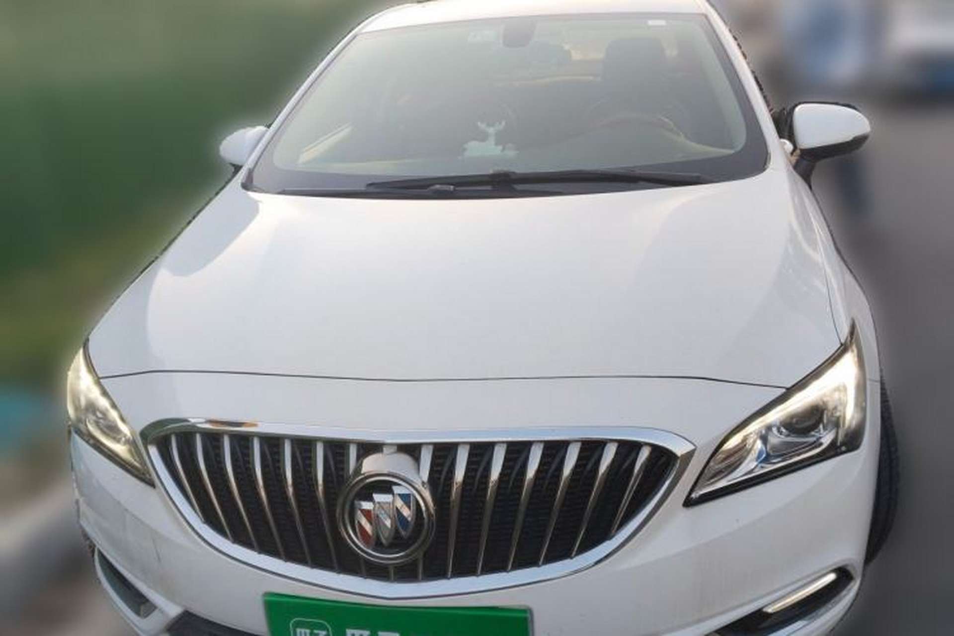 Used Buick Verano 2017 Sedan 20T Dual-Clutch Elite Model Front