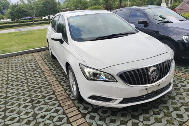 Used Buick Verano 2017 Sedan 20T Dual-Clutch Leading Model Front Right 45 Deg