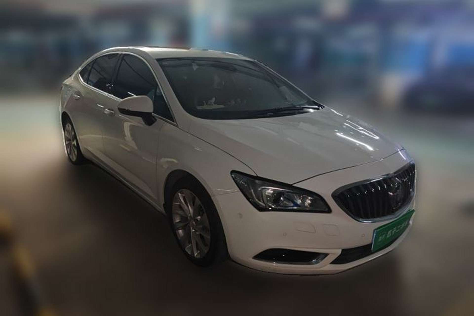Used Buick Verano 2017 Sedan 20T Dual-Clutch Flagship Model Front Right 45 Deg