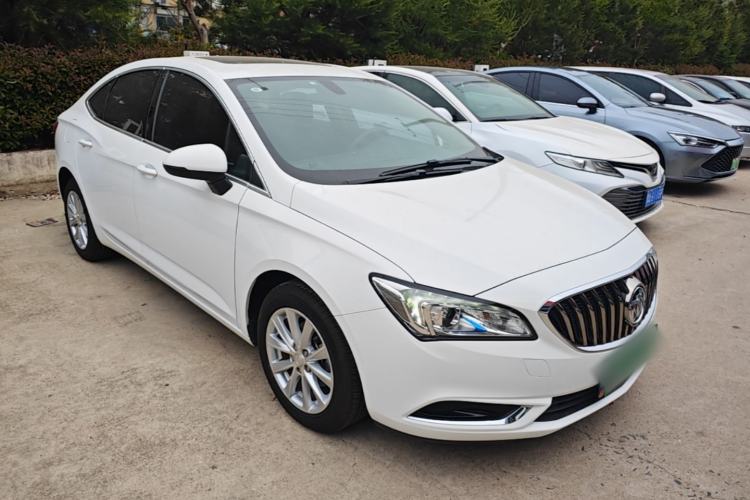 Used Buick Verano 2017 Sedan 20T Dual-Clutch Elite Model Front Right 45 Deg