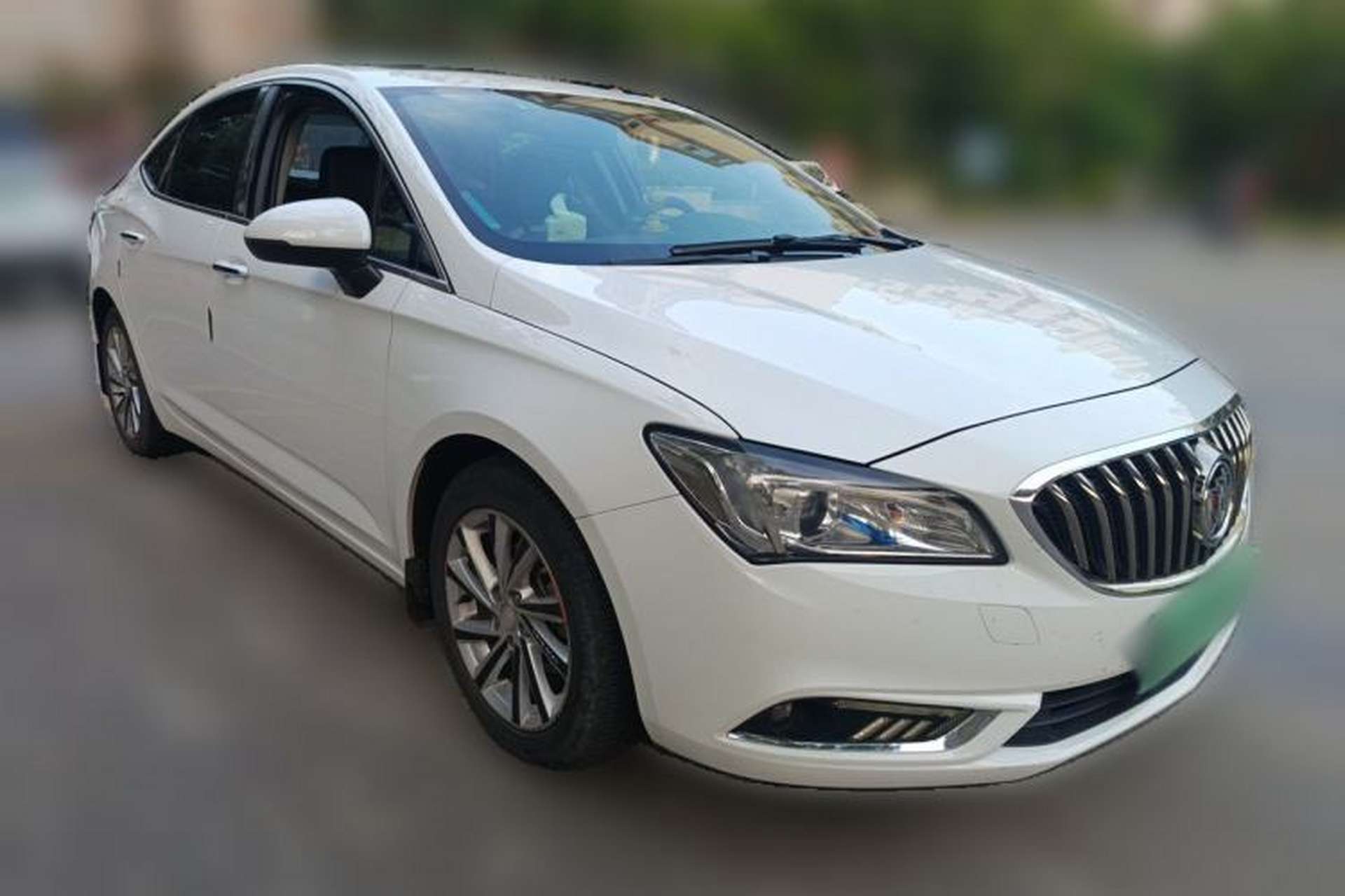 Used Buick Verano 2017 Sedan 15S Automatic Leading Model Front Right 45 Deg