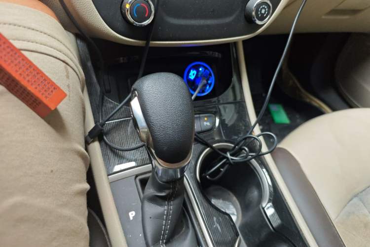 Used Buick Verano 2017 Sedan 15S Automatic Leading Model Gear Lever