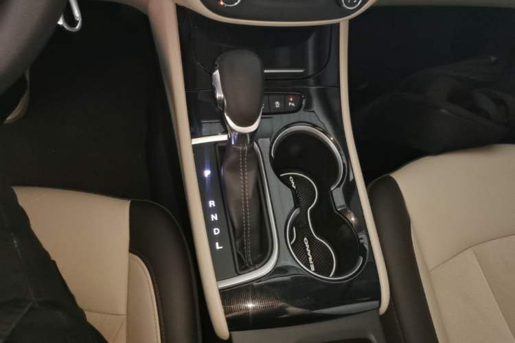 Used Buick Verano 2017 Sedan 15S Automatic Leading Model Gear Lever