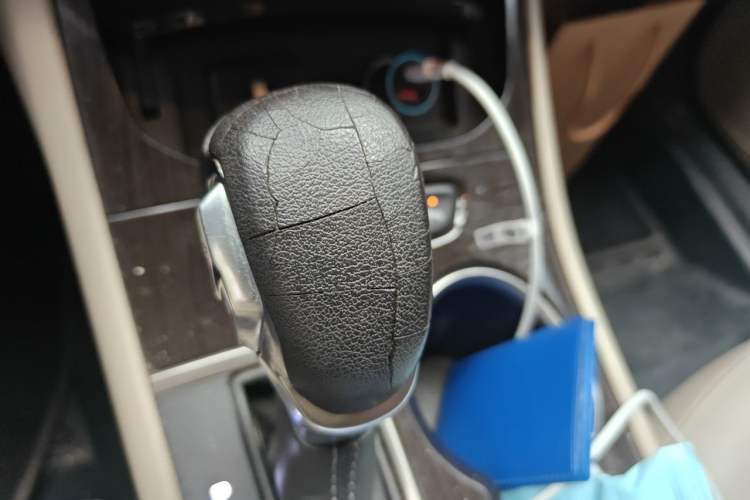 Used Buick Verano 2017 Sedan 15S Automatic Entry Model Gear Lever