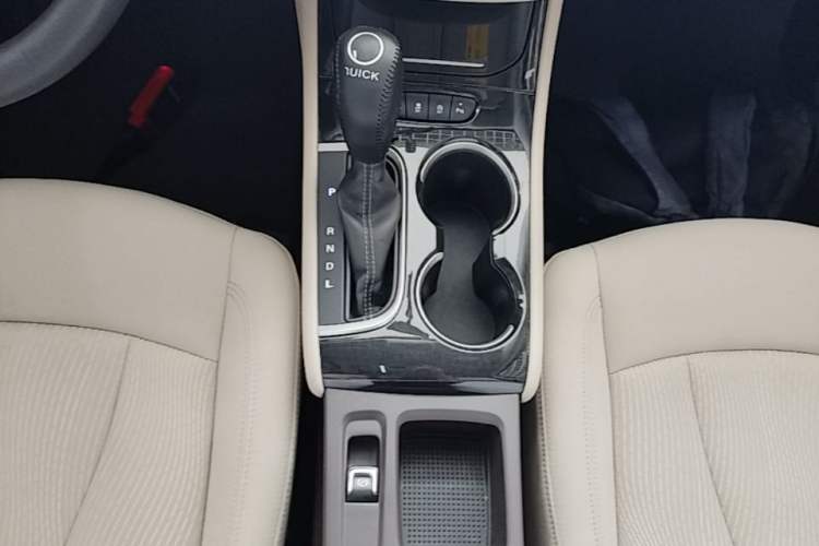 Used Buick Verano 2017 Sedan 15S Automatic Entry Model Gear Lever