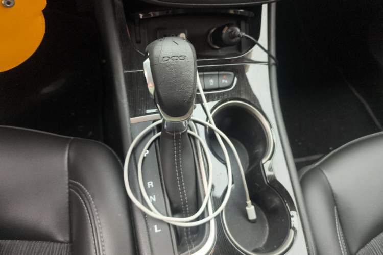 Used Buick Verano 2017 Sedan 20T Dual-Clutch Leading Model Gear Lever